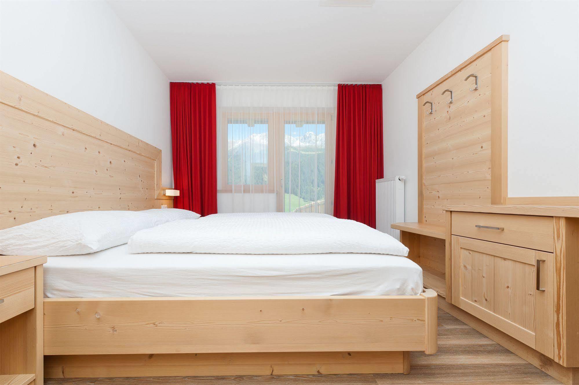 Mountain Residence Montana Santa Maddalena in Casies Exterior photo
